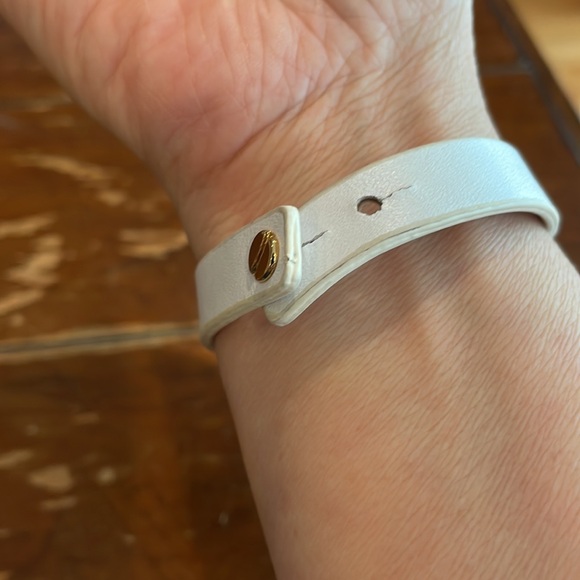 Ralph Lauren white and gold ring bracelet - Picture 7 of 9